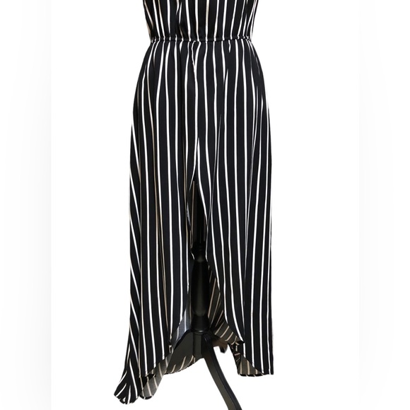 Maxi/Romper (built in) B&W Striped High Low Romper/Dress Euc! - Picture 10 of 16